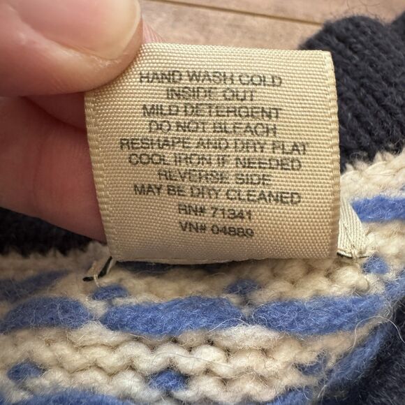 L.L. Bean Cardigan Sweater Blue Cream Nordic Fair Isle Wool Ski Womens Small Reg - Picture 4 of 8